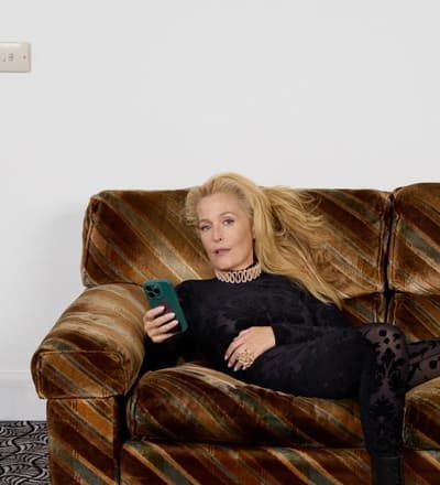 heroine-23-gillian-anderson-cover-3.jpg