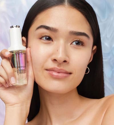 how-to-apply-clarifique-pro-solution-face-serum-video-2.jpg