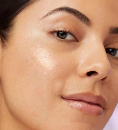 how-to-apply-clarifique-pro-solution-face-serum-video-4.jpg