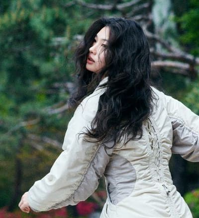 hoyeon-rules-the-world-9.jpg