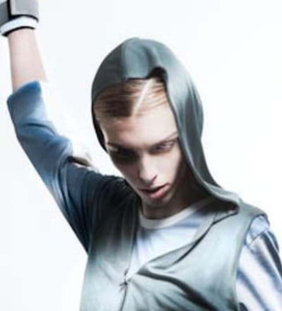hussein-chalayan-gray-line-lfw-2012-1.jpg