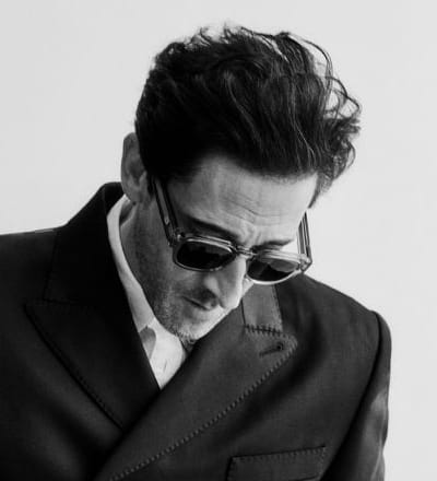 im-preparing-to-start-a-whole-new-journey-adrien-brody-is-making-his-broadway-debut-11.jpg