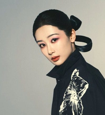 in-bloom-yang-zi-3.jpg