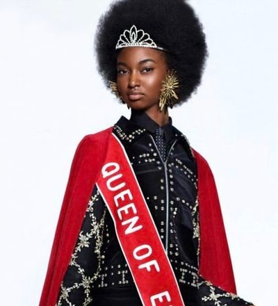 in-the-mood-for-extravagance-3.jpg