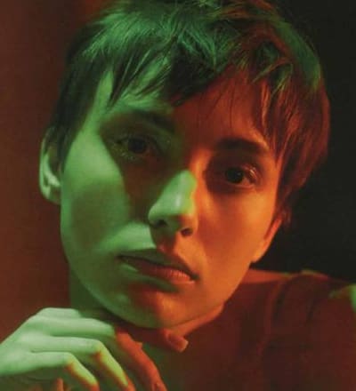 isabel-by-benjamin-for-baku-magazine-11.jpg