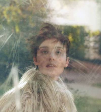 isabel-by-benjamin-for-baku-magazine-14.jpg