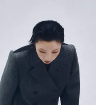 its-good-to-be-a-woman-prada-advertorial-by-debbie-kuo-6.jpg