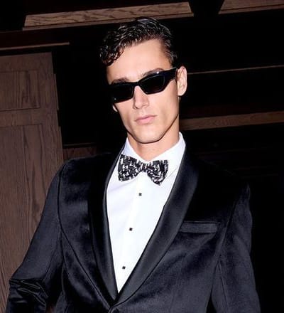 karl-lagerfeld-holiday-2024-campaign-6.jpg