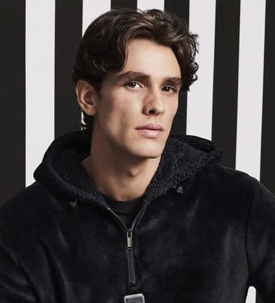 karl-lagerfeld-holiday-campaign-2023-1.jpg