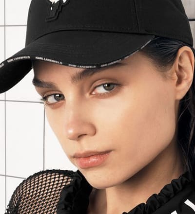 karllagerfeld-com-3.jpg