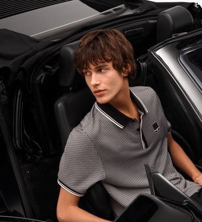 karllagerfeld-com-4.jpg