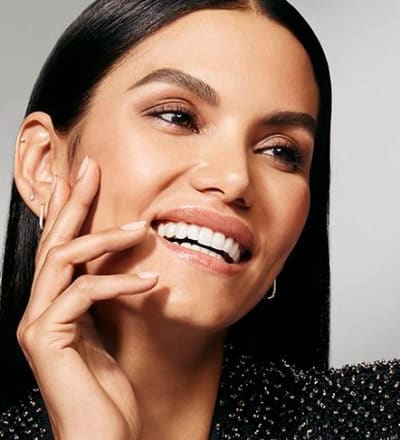 laura-mercier-holiday-2021-3.jpg