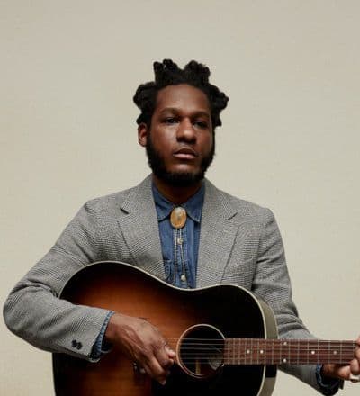 leon-bridges-5.jpg
