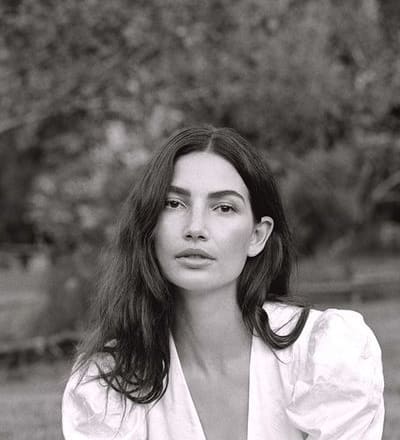 lily-aldridge-parfums-spring-2022-5.jpg
