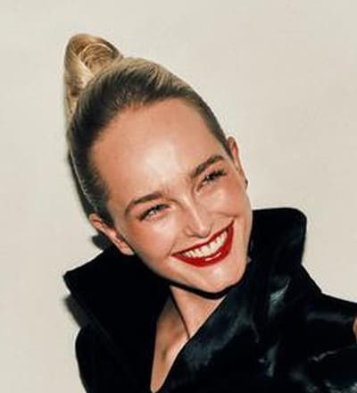 lily-allen-makes-her-runway-debut-alongside-londons-biggest-models-at-16arlington-x-antony-price-19.jpg