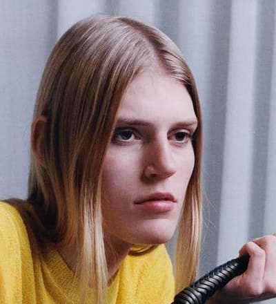 loewe-s-s-25-collateral-campaign-11.jpg