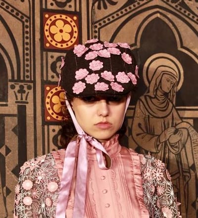 london-fashion-week-backstage-bora-aksu-show-5.jpg