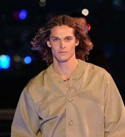 louis-vuitton-pre-fall-2024-mens-show-hong-kong-27.jpg
