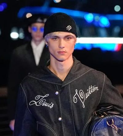 louis-vuitton-pre-fall-2024-mens-show-hong-kong-42.jpg
