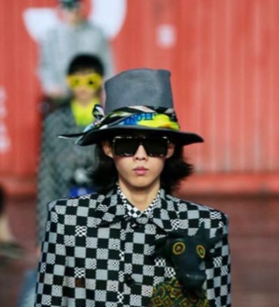 louis-vuitton-s-s-21-mens-show-shanghai-10.jpg