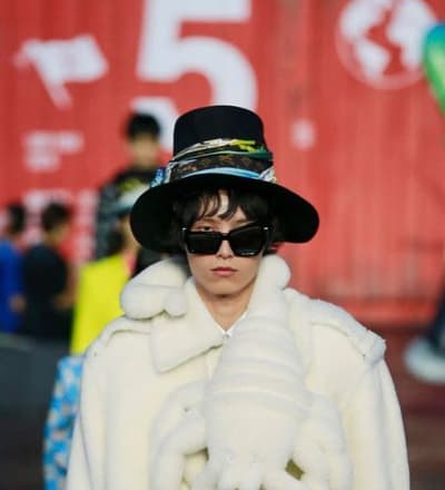 louis-vuitton-s-s-21-mens-show-shanghai-17.jpg