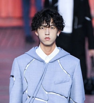 louis-vuitton-s-s-21-mens-show-shanghai-26.jpg