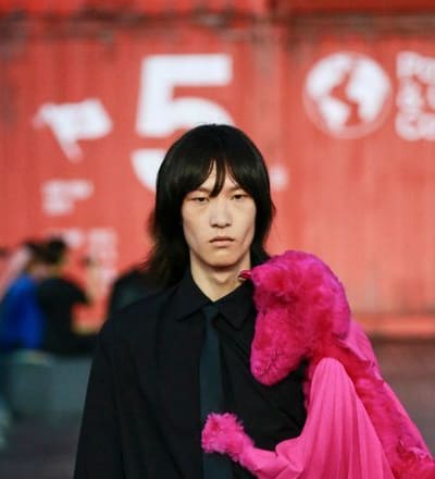 louis-vuitton-s-s-21-mens-show-shanghai-4.jpg