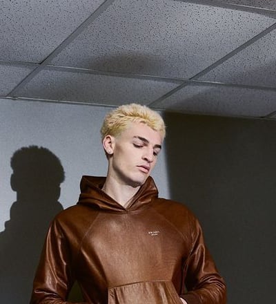 love-issue-4.jpg