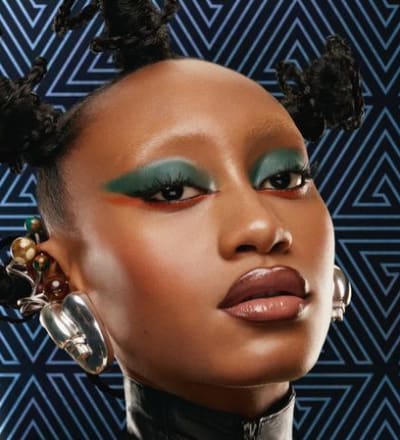 mac-cosmetics-x-black-panther-wakanda-forever-2022-campaign-2.jpg