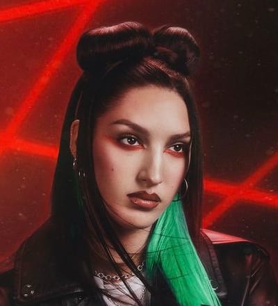 mac-cosmetics-x-stranger-things-collection-2022-3.jpg
