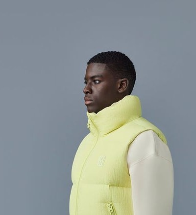 mackage-fall-23-lookbook-13.jpg