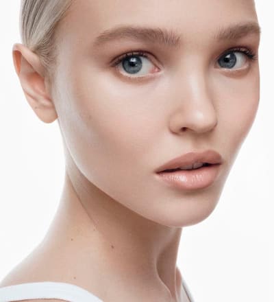 makeup-by-mario-surrealskin-natural-finish-foundation-campaign-2.jpg