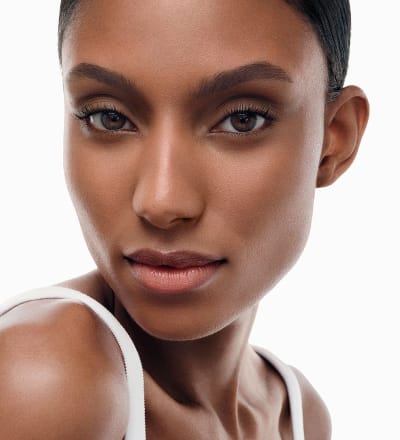 makeup-by-mario-surrealskin-natural-finish-foundation-campaign-4.jpg