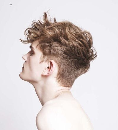 man-pointing-7.jpg