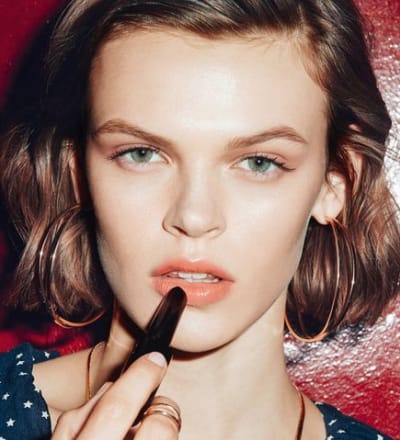 marc-jacobs-beauty-enamored-hydrating-gloss-sticks-1.jpg