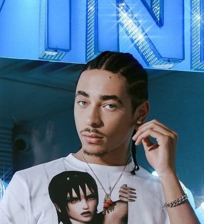 marc-jacobs-x-mowalola-2025-campaign-8.jpg