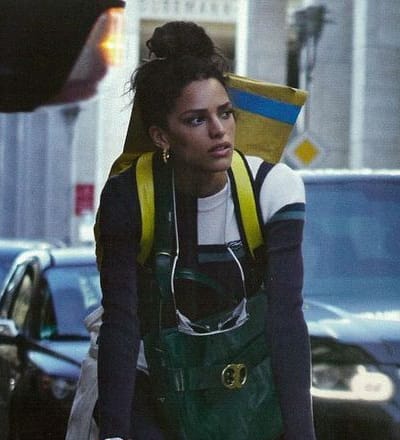 messenger-girl-10.jpg