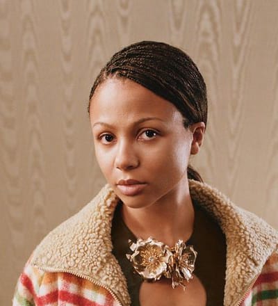 miu-miu-f-w-2025-campaign-5.jpg