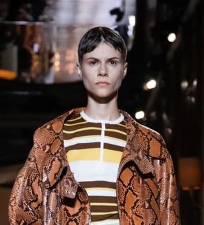 miu-miu-resort-2019-show-17.jpg