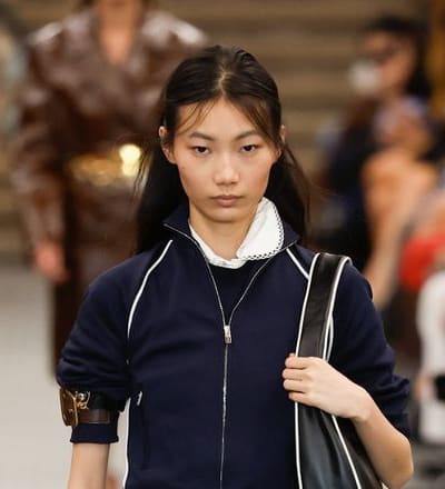 miu-miu-s-s-25-show-10.jpg