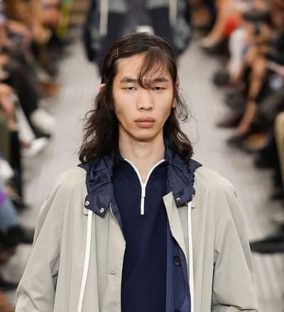 miu-miu-s-s-25-show-13.jpg