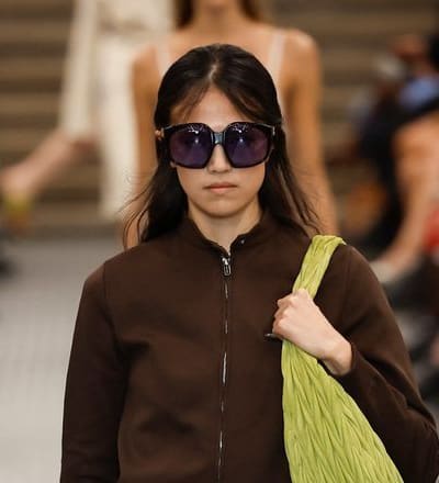 miu-miu-s-s-25-show-13.jpg