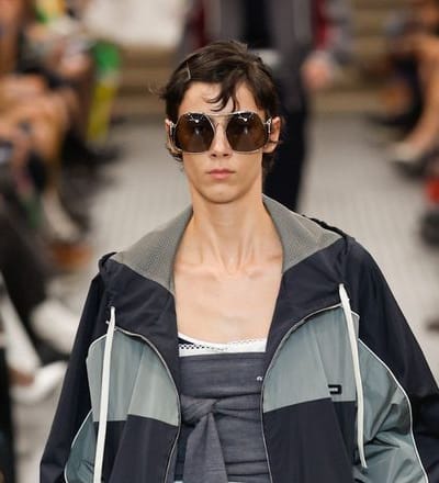 miu-miu-s-s-25-show-14.jpg
