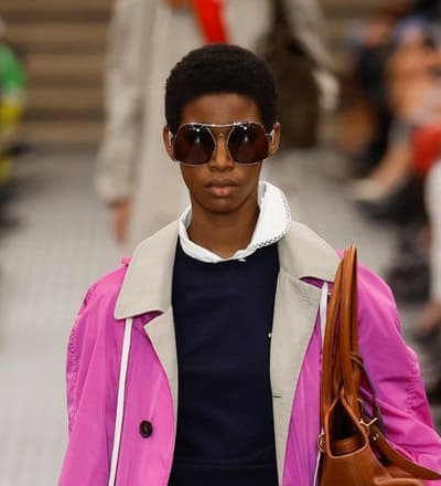 miu-miu-s-s-25-show-1.jpg
