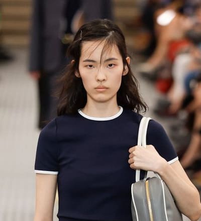 miu-miu-s-s-25-show-21.jpg