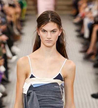 miu-miu-s-s-25-show-26.jpg