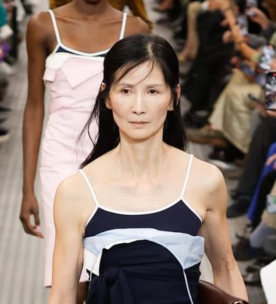 miu-miu-s-s-25-show-27.jpg