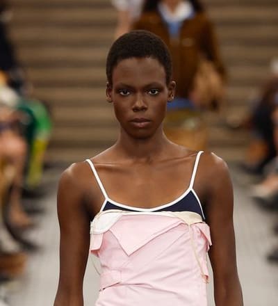 miu-miu-s-s-25-show-28.jpg