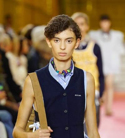 miu-miu-s-s-26-show-33.jpg