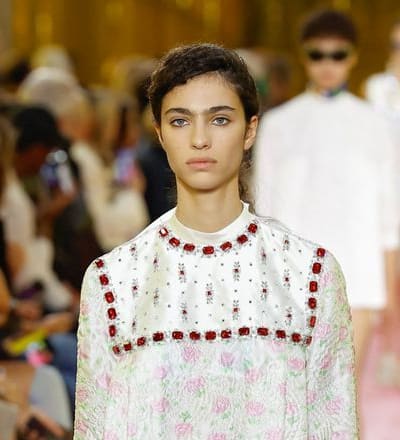 miu-miu-s-s-26-show-54.jpg